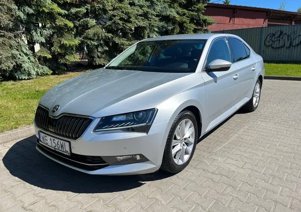 skoda elbląg Skoda Superb cena 82900 przebieg: 125000, rok produkcji 2019 z Elbląg